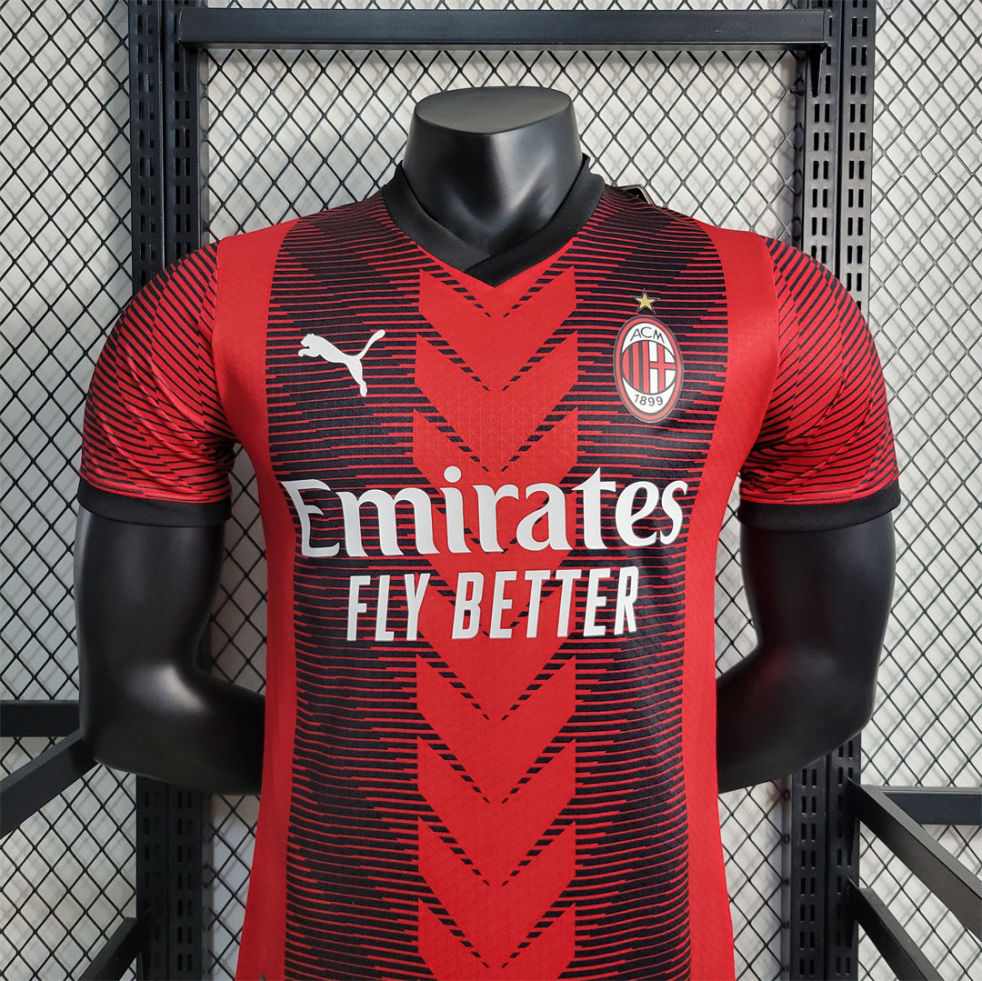 Camiseta de local del AC Milan 2023-2024, versión Pro