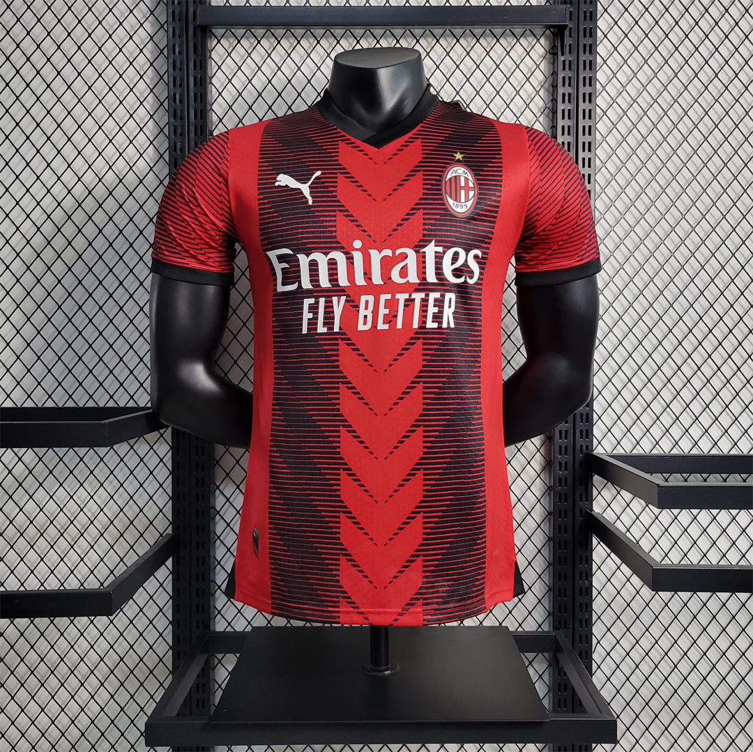 Camiseta de local del AC Milan 2023-2024, versión Pro